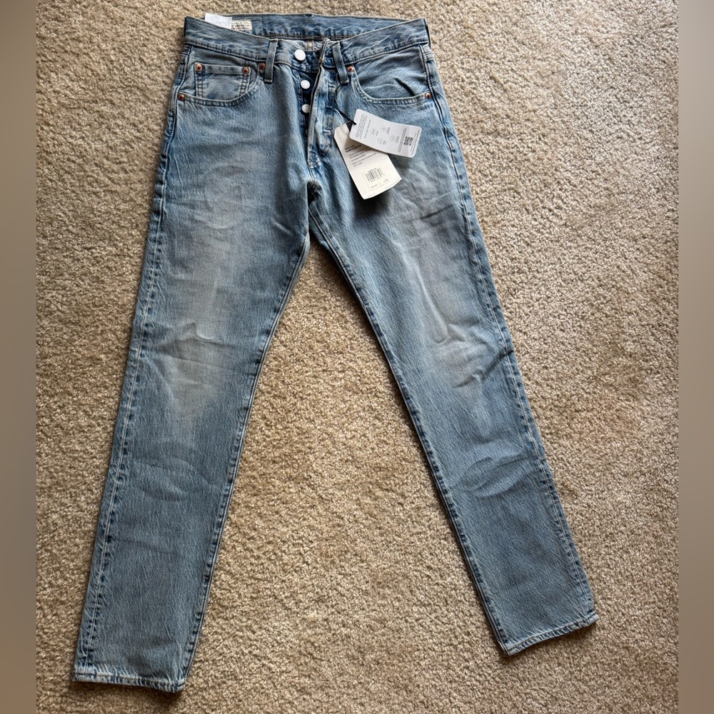 Levi’s W- 28 L- 32